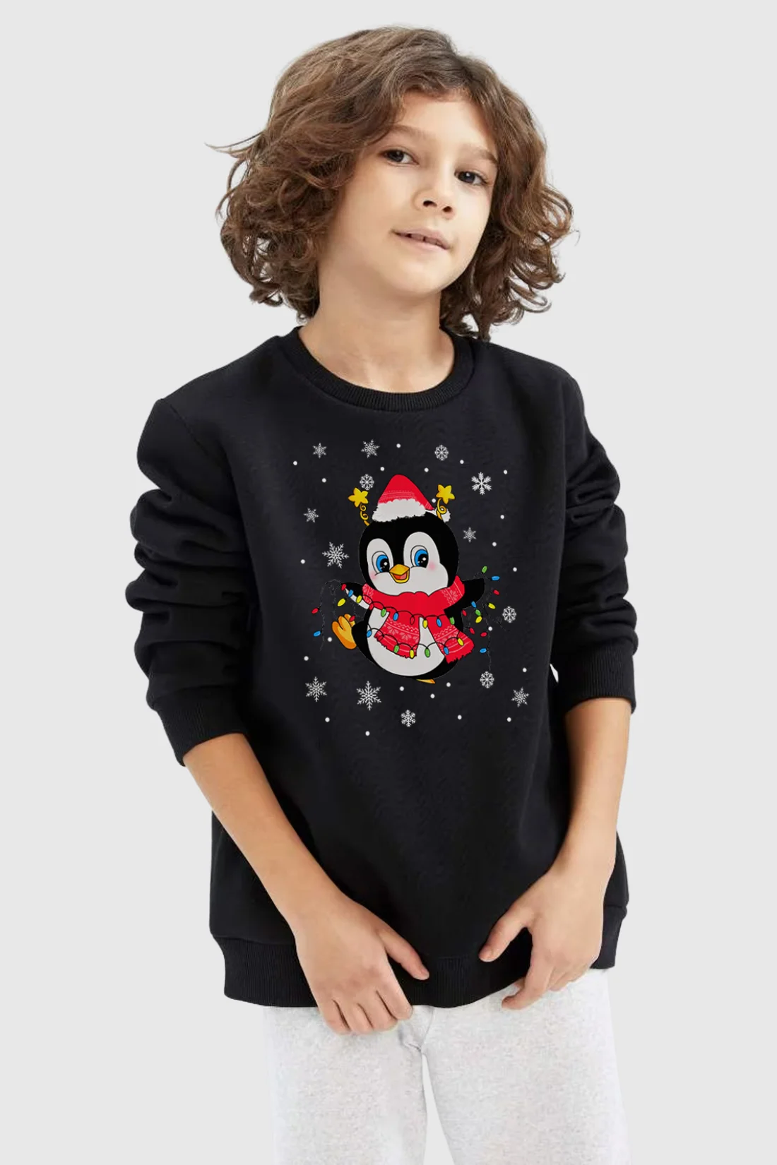 Kids Penguin Christmas Print Sweatshirt – Xmas Jumper with Lights – Black